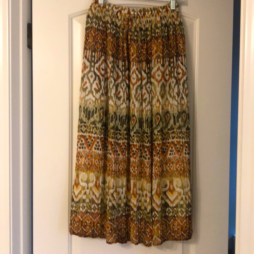 Alfred Dunner Midi skirt!
